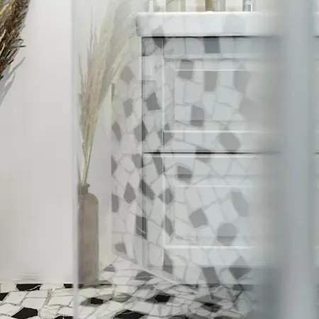 Gryf - Private Parking Included *